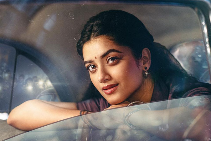 Actress Bagyashri Actress Bagyashri