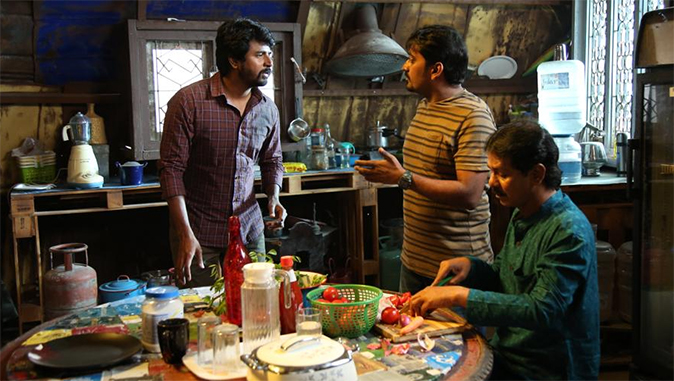 Karunakaran in Ayalaan