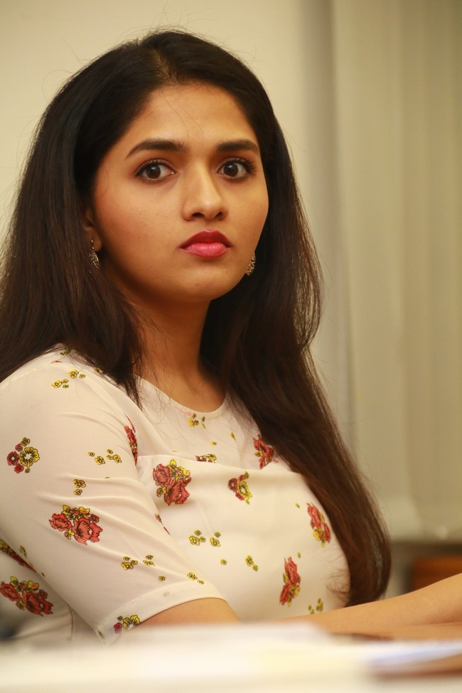 Actress Sunaina Stills