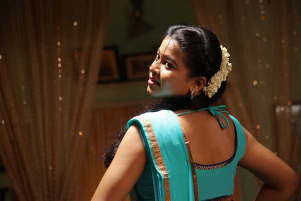 Petikkadai Movie Stills