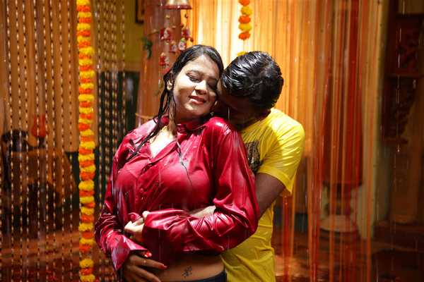 Petikkadai Movie Stills