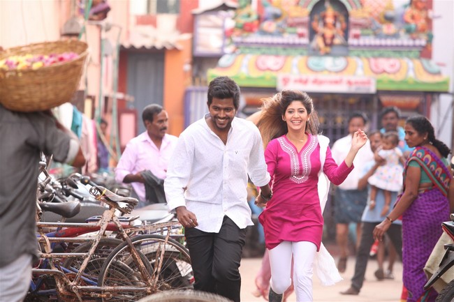 Seyal Movie stills