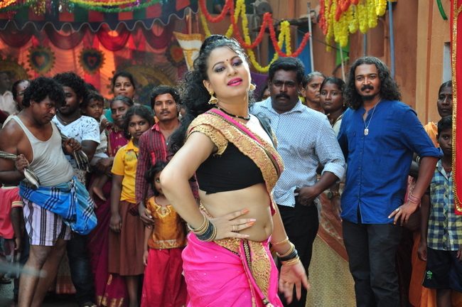 Vaandu Movie Stills