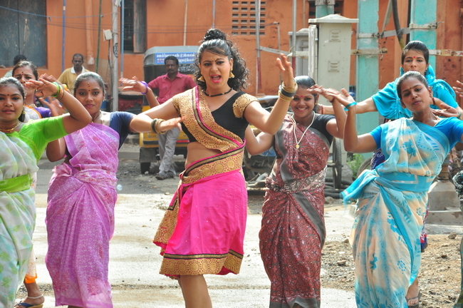 Vaandu Movie Stills