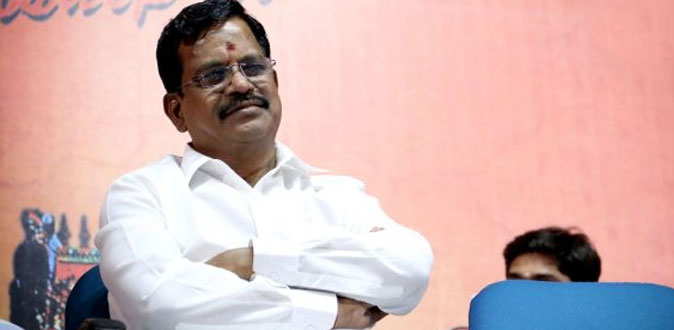 மூன்று நடிகர்களை ஒன்று சேர்த்து தாணு தயாரிக்கும் புதுப்படம்!