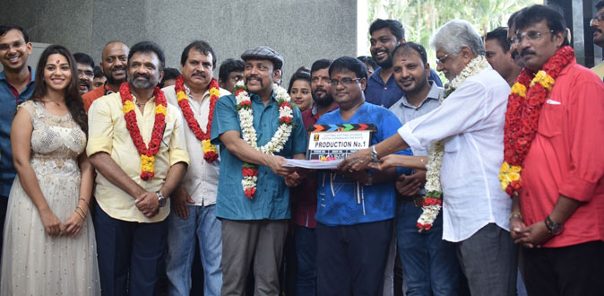 பிரபல எடிட்டர் கோபி கிருஷ்ணா தயாரிக்கும் ‘நாயே பேயே’!