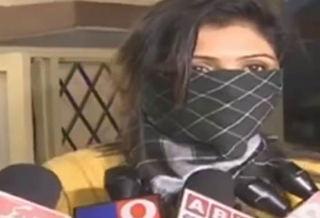 ஓடும் காரில் நடிகை கற்பழிப்பு - தெலுங்கு சினிமாவில் பரபரப்பு