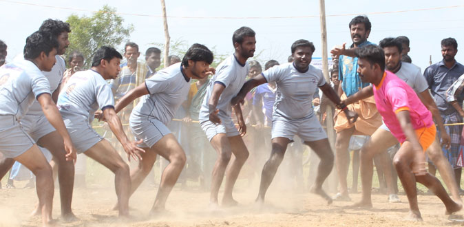கிரிக்கெட் மற்றும் கபடியை மையமாக வைத்து உருவாகும் ‘தோனி கபடி குழு’