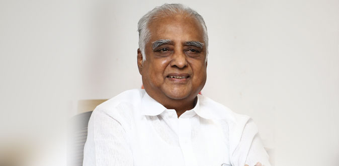 ”எங்களை கைவிட்டு விடாதீர்கள்” - தயாரிப்பாளர்களிடம் கெஞ்சிய அபிராமி ராமநாதன்