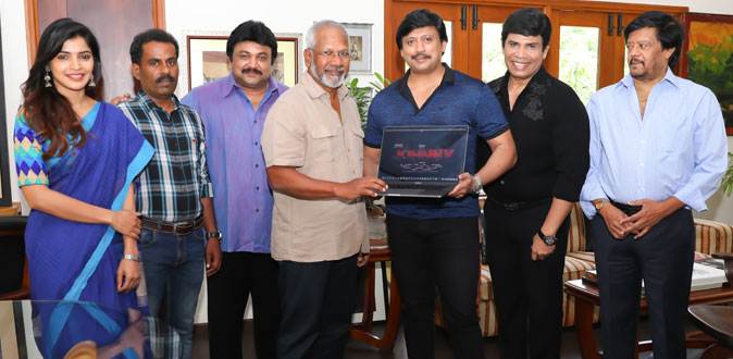 பிரஷாந்தின் ‘ஜானி’ டீசரை வெளியிட்ட இயக்குநர் மணிரத்னம்!