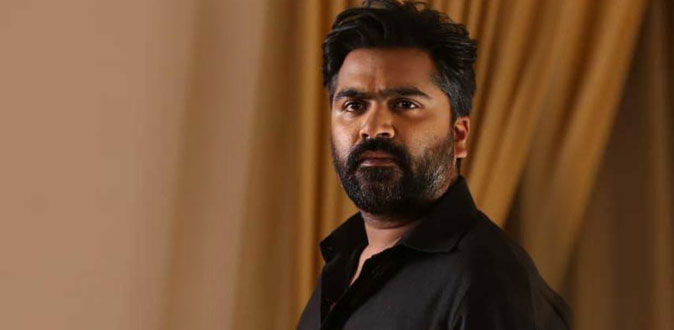 2 பெண்கள், ஸ்டார் ஓட்டல் மது விருந்து! - மீண்டும் சர்ச்சையில் சிக்கிய சிம்பு