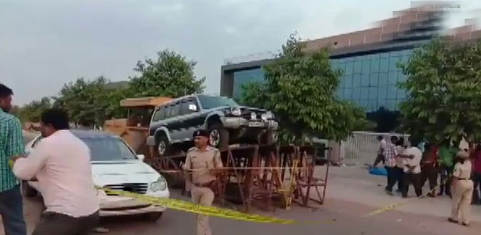 பிரபல நடிகரின் படப்பிடிப்பில் விபத்து! - இரண்டு பெண்கள் மரணம்