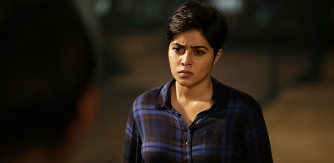 பூர்ணாவின் வித்தியாசமான நடிப்பில் உருவாகும் ‘புளு வேல்’