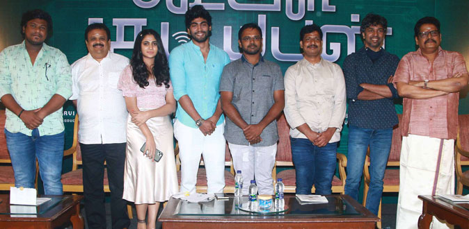 இயக்குநர் கே.எஸ்.ரவிகுமார் தயாரித்து நடிக்கும் ‘கூகுள் குட்டப்பன்’