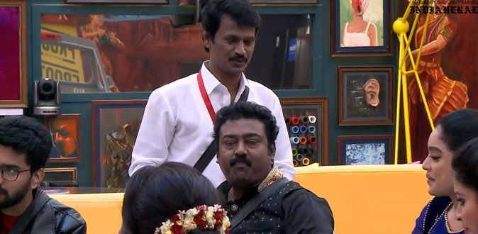 பிக் பாஸ் வீட்டில் முதல் நாளே தொடங்கிய சண்டை! - யாரால் தெரியுமா?