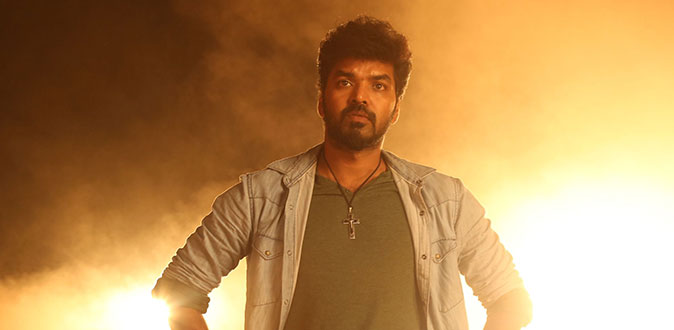ரோபோக்களுடன் சண்டையிடும் ‘ஜெய்’!
