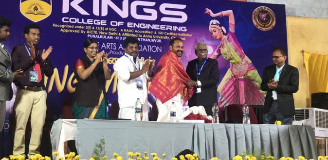 மாணவர்களின் திறமைகளை ஊக்குவித்த நடிகர் துரை சுதாகர்!