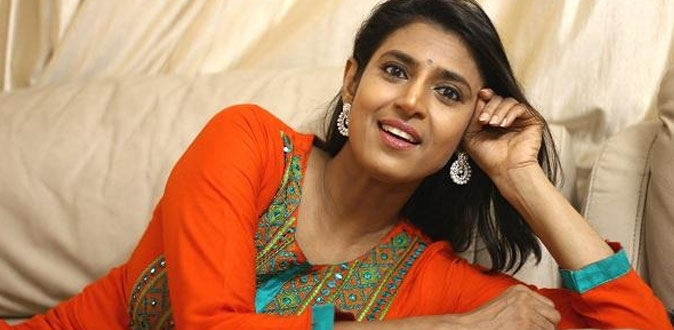 அமைச்சருடன் நடிகை கஸ்தூரி - வைரலாகும் புகைப்படம்!