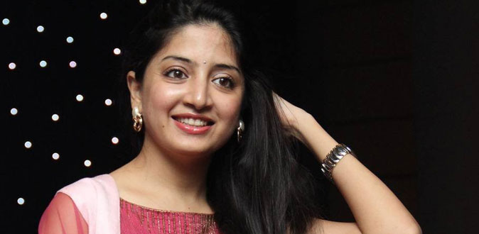 படப்பிடிப்பின் பாதியில் எஸ்கேப்பான நடிகை - இயக்குநர் புலம்பல்!