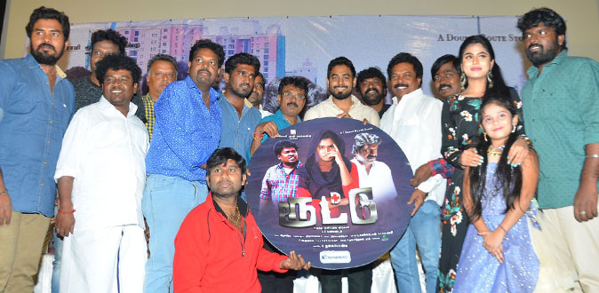 அமேஸான், நெட்பிளிக்ஸால் சின்ன படங்களுக்கு ஆபத்து - பிரபல நடிகர் எச்சரிக்கை
