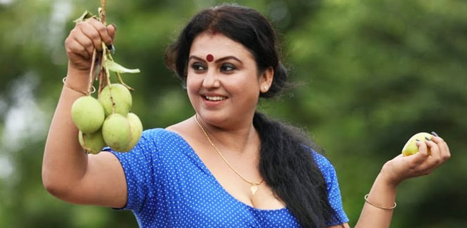 காதலிப்பதாக கூறி ஏமாற்றிய 2 பேர்! - நடிகை சோனாவின் சோக கதை