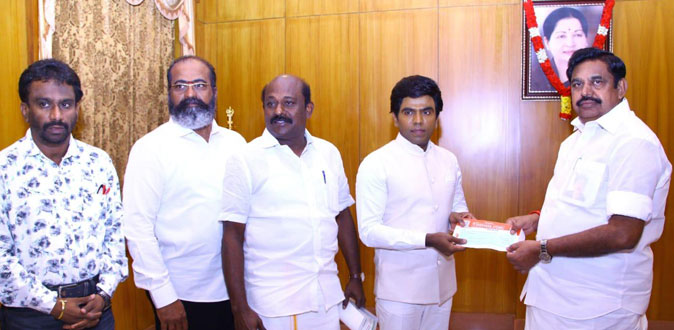 கஜா புயல் நிவாரண நிதியாக ரூ.1 கோடி நிதி வழங்கிய சரவணா ஸ்டோர்ஸ் சரவணன்!