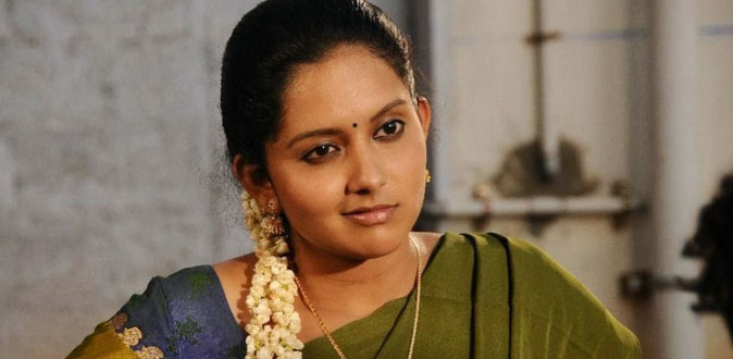 நடிப்புக்கு ஒரு மாதம் லீவு போட்ட மகிமா! - எதற்காக தெரியுமா?