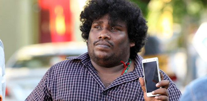 ரூ.25 லட்சத்தை ஏப்பம் விட்ட யோகி பாபு! - கதறும் தயாரிப்பாளர்