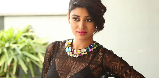 Oviya